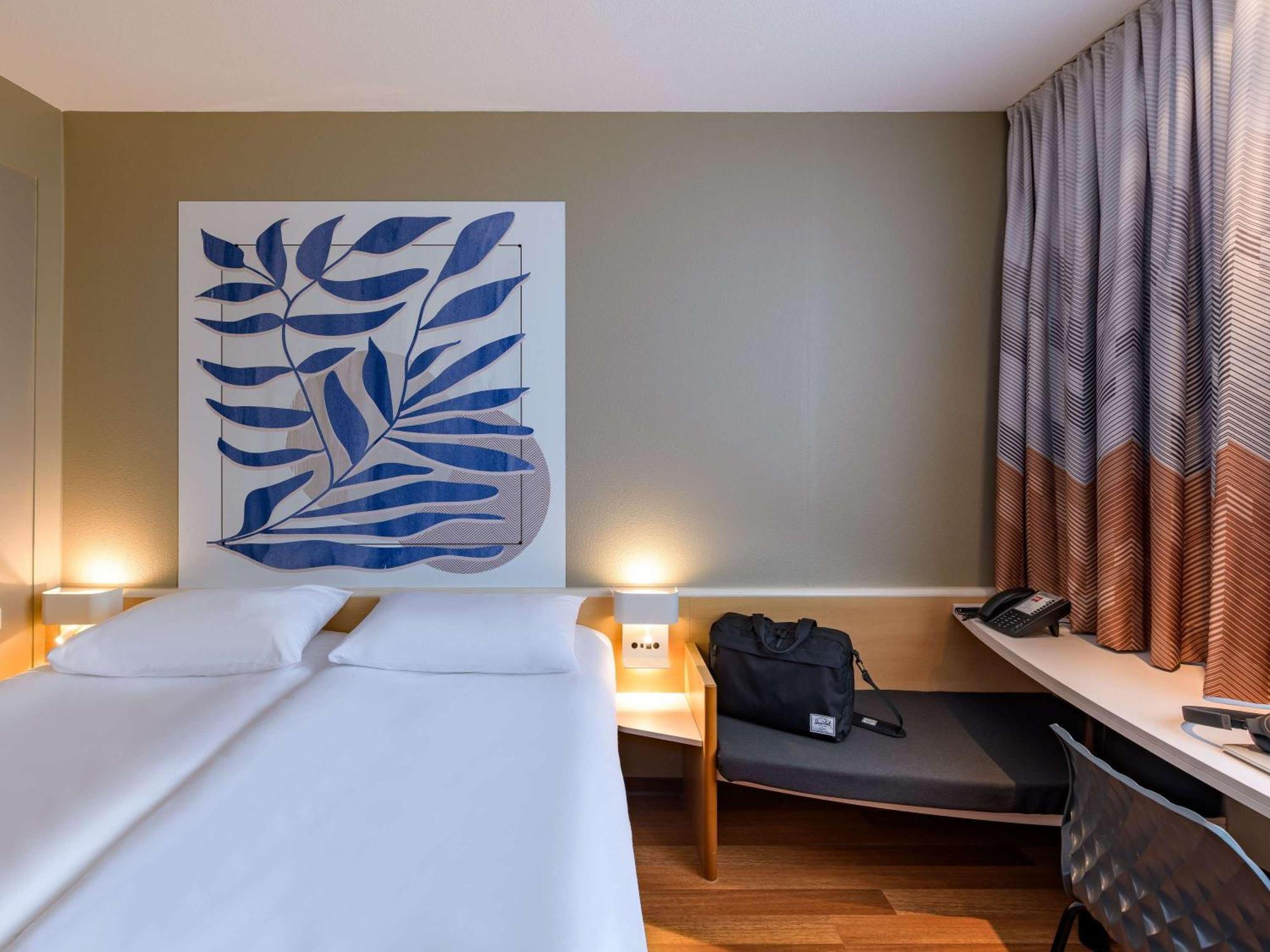 Ibis Heilbronn City Exterior foto