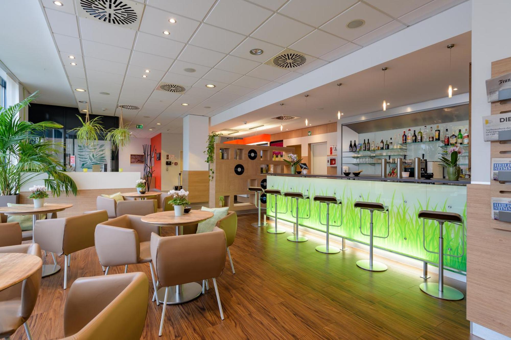 Ibis Heilbronn City Exterior foto